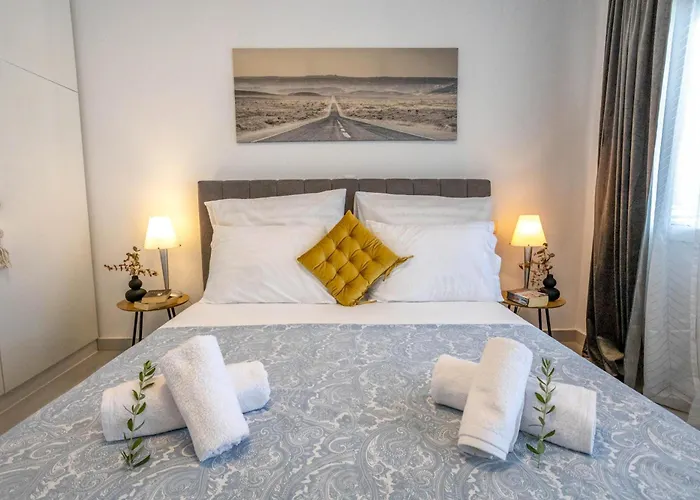 Case de vacanță Litsa Nea Iraklitsa