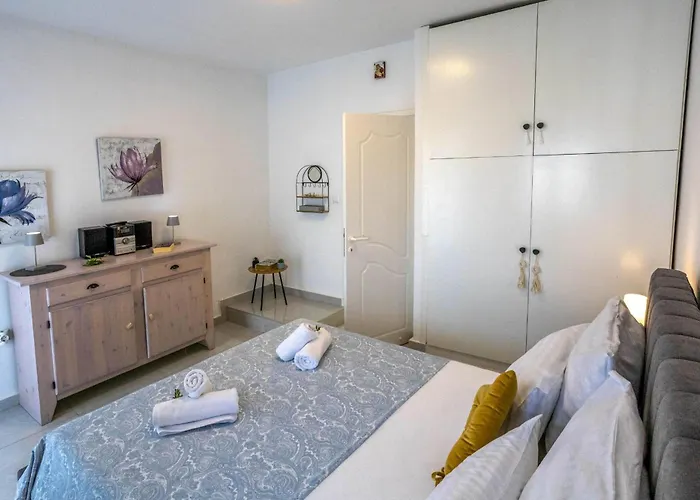 Litsa Case de vacanță Nea Iraklitsa